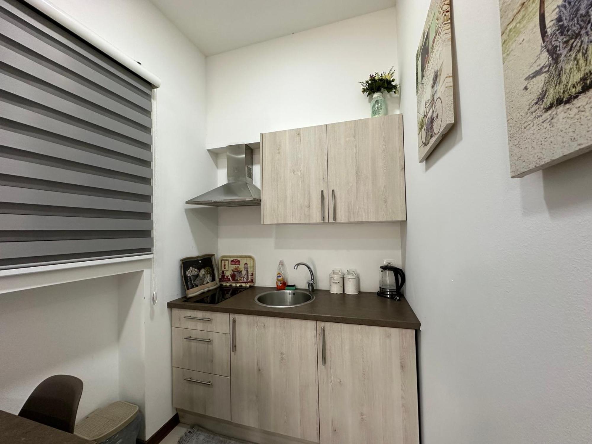 Studio Apartment In Old Town- With Parking โมสตาร์ ภายนอก รูปภาพ