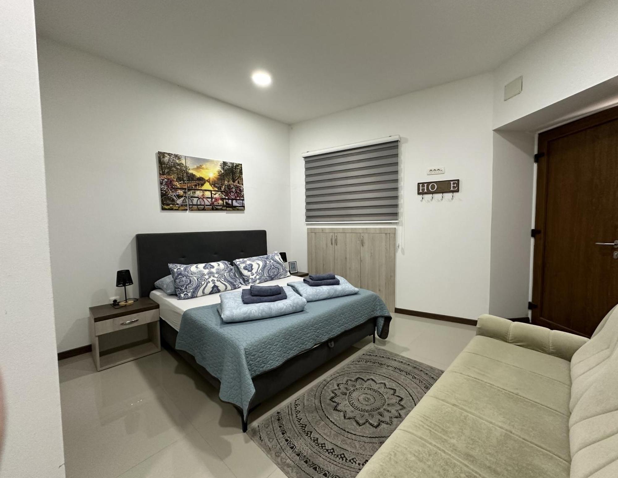 Studio Apartment In Old Town- With Parking โมสตาร์ ภายนอก รูปภาพ